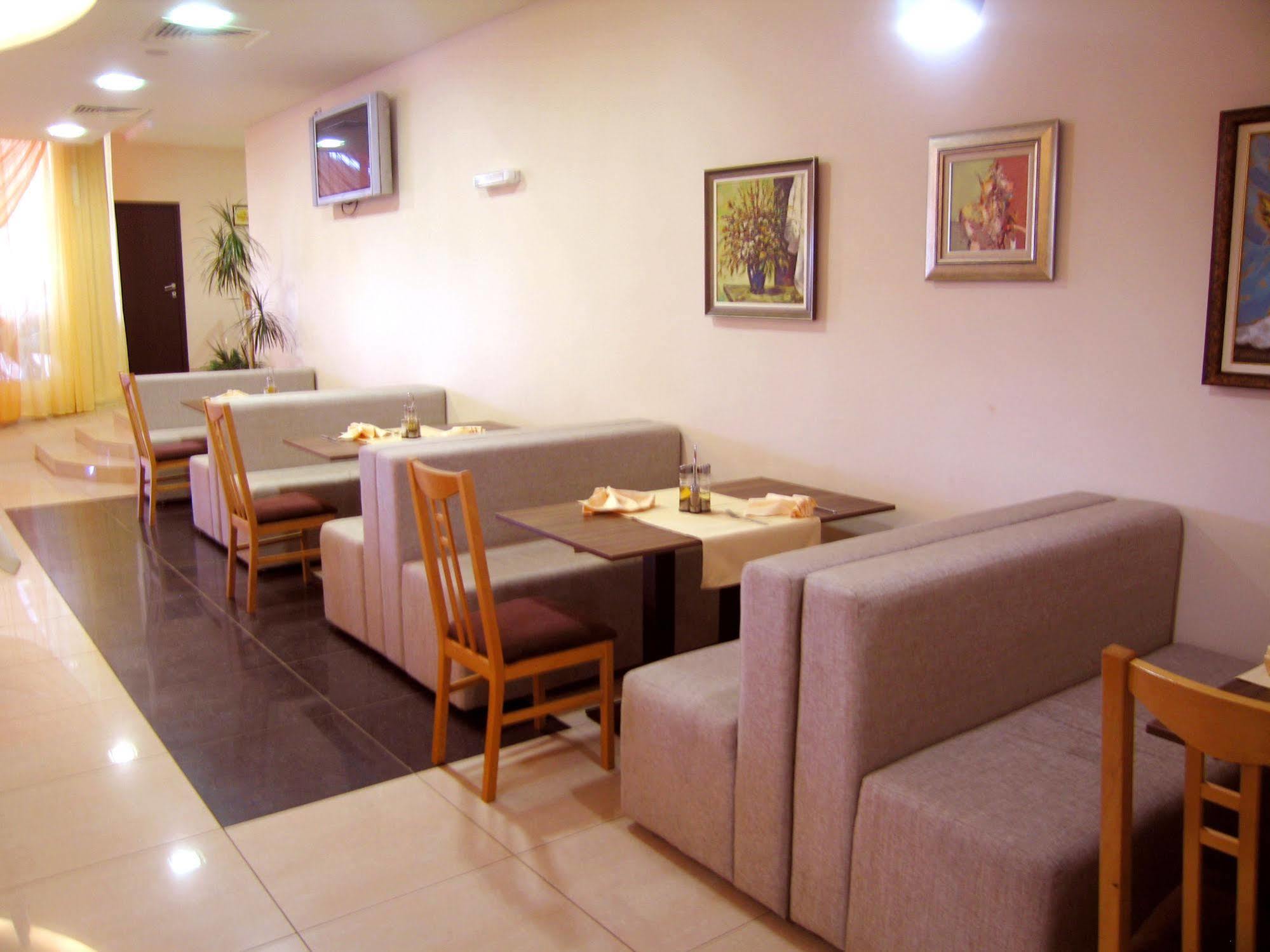 Plamena Palace Hotel